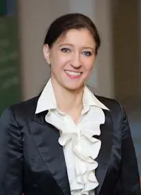 Dr. Szikora Verinika, d&eacute;k&aacute;n